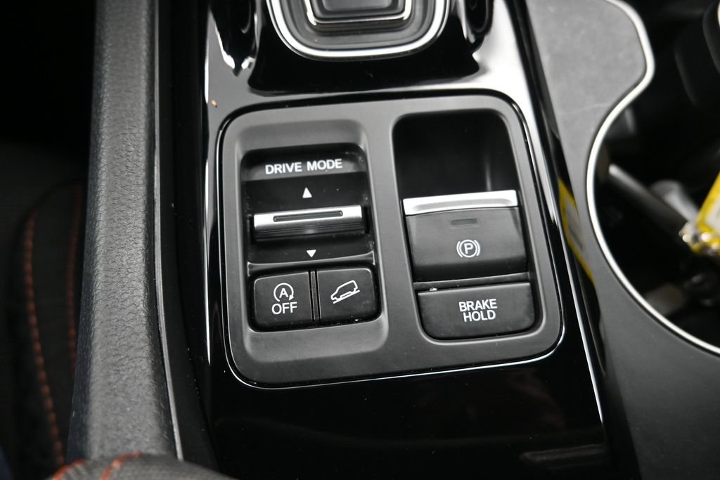 Used 2025 Honda Pilot Sport image 21