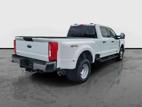 Used 2026 Ford F350 XLT AWD/4WD image 2