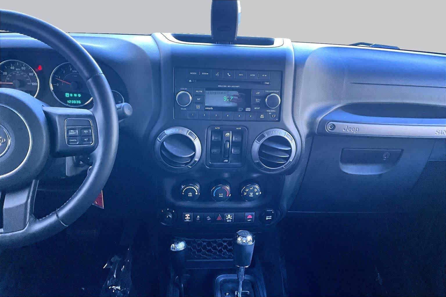 Used 2014 Jeep Wrangler Unlimited Sport w/ Quick Order Package 24S AWD/4WD image 6