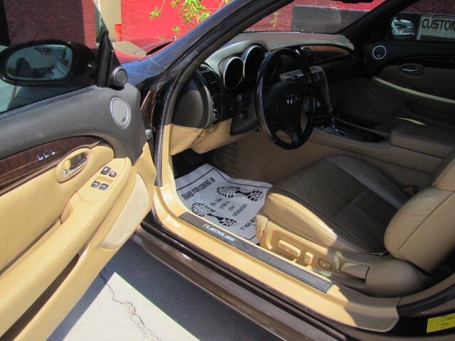 Used 2007 Lexus SC 430 Convertible w/ Preferred Accessory Pkg RWD image 16