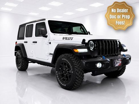 Used 2023 Jeep Wrangler Unlimited w/ Cold Weather Group AWD/4WD image 1