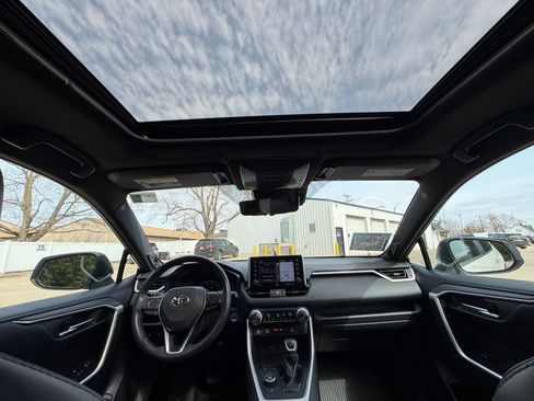 Used 2021 Toyota RAV4 XSE w/ XSE Grade Weather Package image 26