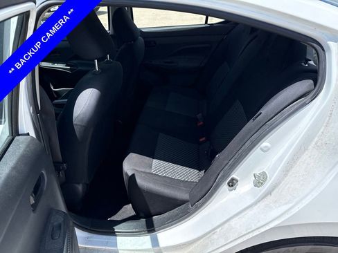 Used 2022 Nissan Versa S FWD image 6