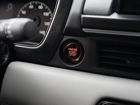 New 2025 Honda Pilot EX-L image 30