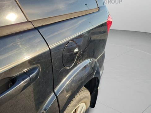 Used 2019 Dodge Journey SE w/ Connectivity Group FWD image 24