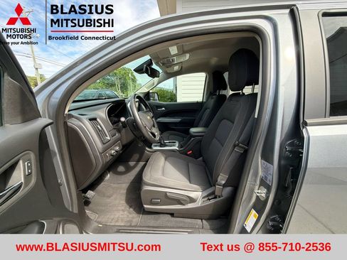 Used 2022 Chevrolet Colorado LT w/ Safety Package AWD/4WD image 19