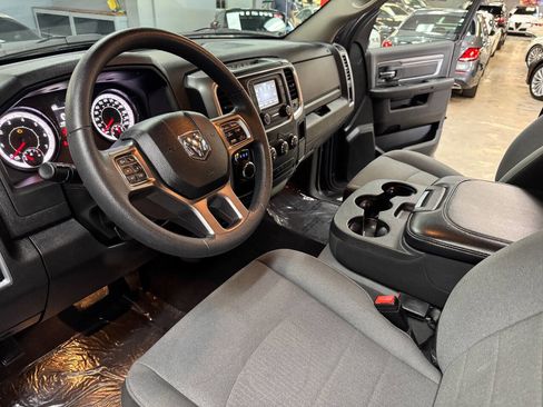 Used 2024 RAM 1500 Classic SLT image 30