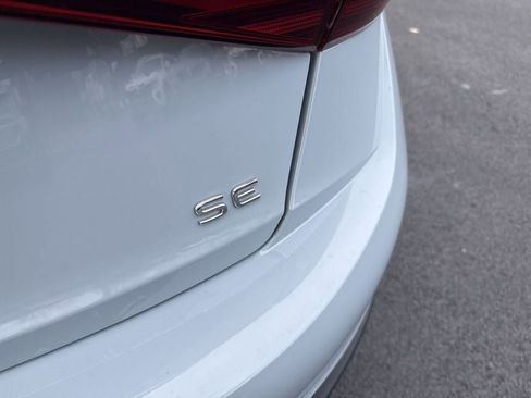 New 2026 Volkswagen Jetta SE FWD image 7
