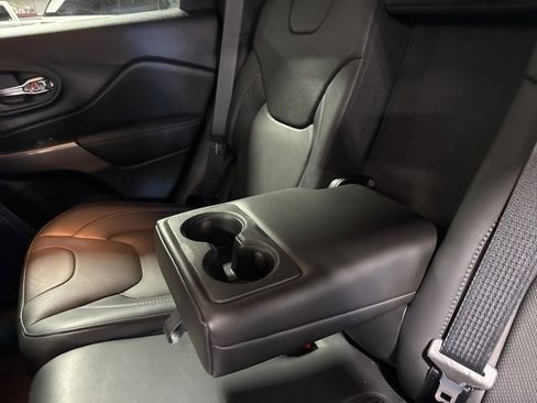 Certified 2021 Jeep Cherokee Limited w/ Elite Package image 31