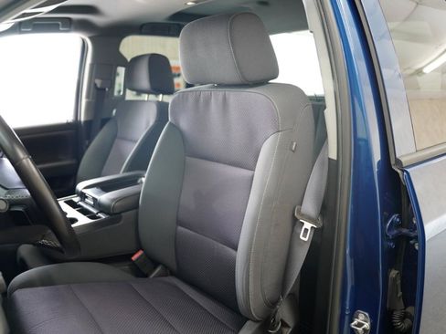Used 2018 Chevrolet Silverado 1500 LT w/ All Star Edition AWD/4WD image 24
