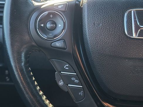 Certified 2020 Honda Ridgeline Black Edition image 29