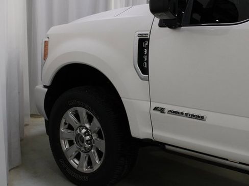 Used 2018 Ford F350 Platinum w/ Platinum Ultimate Package image 30