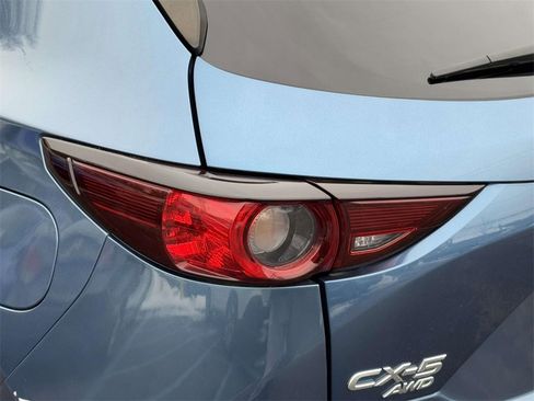 Used 2017 MAZDA CX-5 Touring w/ Preferred Equipment Package image 8