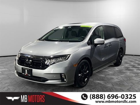 Used 2021 Honda Odyssey Touring image 10