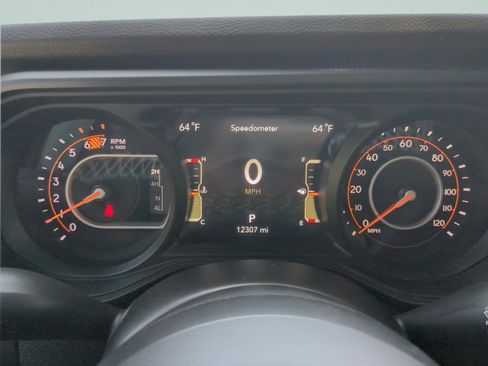 Used 2025 Jeep Wrangler Sport AWD/4WD image 22