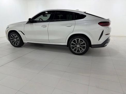 Used 2024 BMW X6 xDrive40i w/ Executive Package AWD/4WD image 2