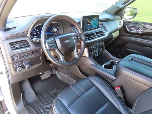Used 2023 Chevrolet Tahoe RST AWD/4WD image 5