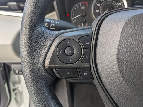 Used 2020 Toyota Corolla LE FWD image 31