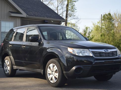 Used 2010 Subaru Forester 2.5X image 4