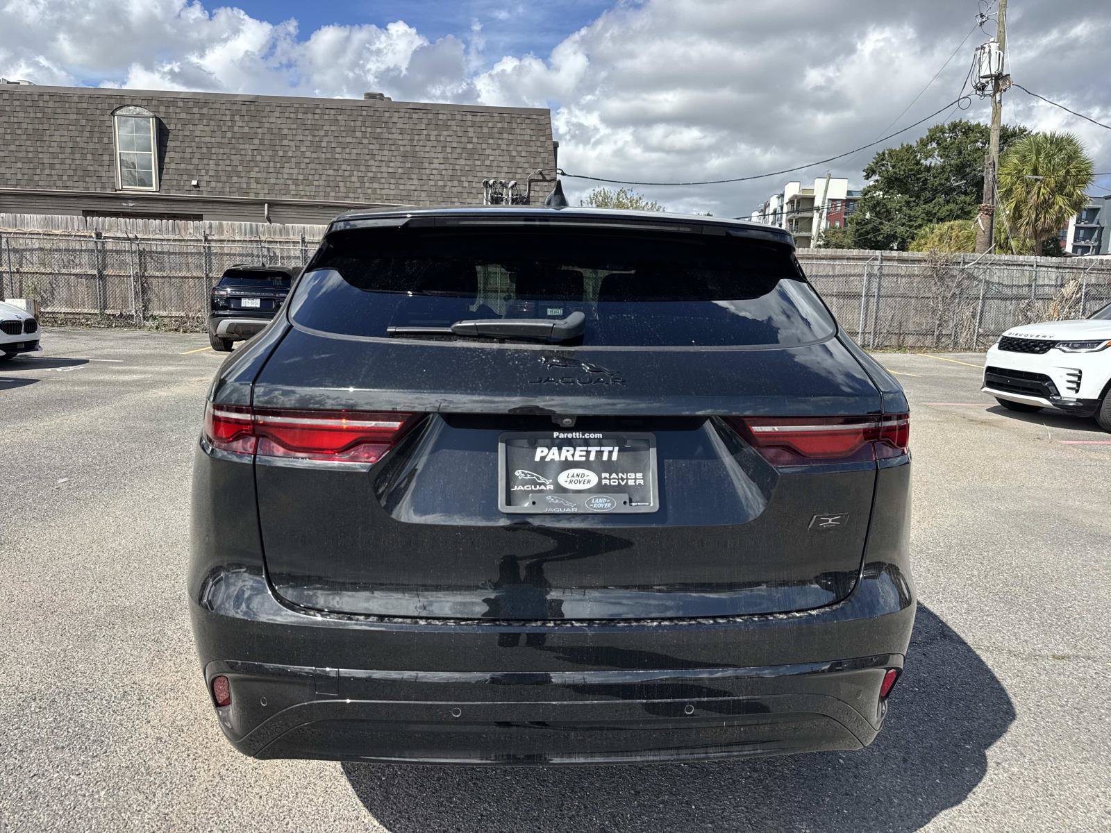 Used 2026 Jaguar F-PACE R-Dynamic S AWD/4WD image 7