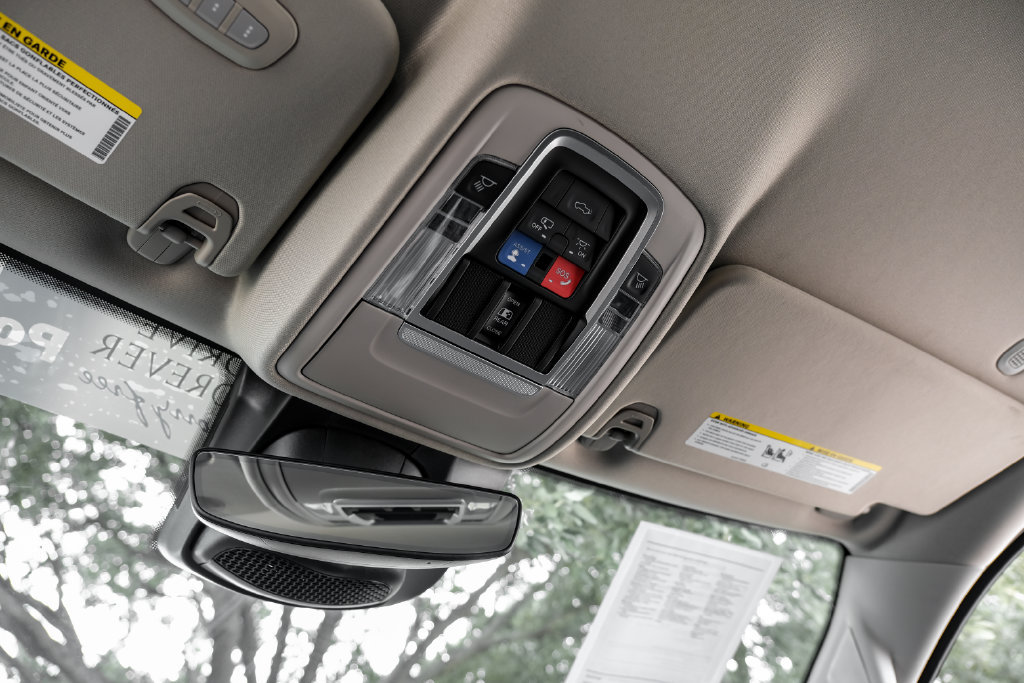 Used 2022 RAM 1500 Laramie AWD/4WD image 43