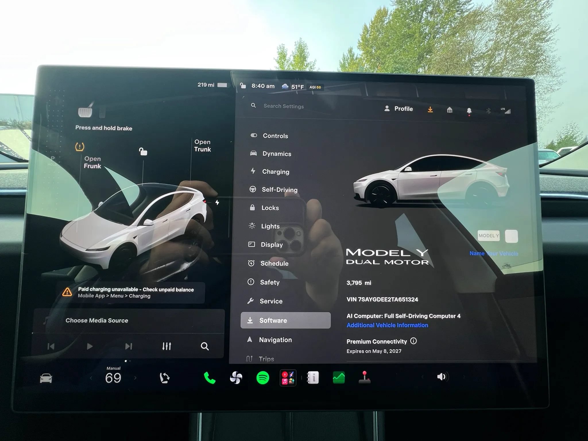Used 2026 Tesla Model Y AWD image 23