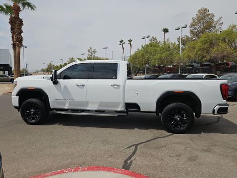Used 2021 GMC Sierra 3500 Denali w/ Denali Ultimate Package AWD/4WD image 2