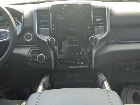 New 2026 RAM 1500 Big Horn AWD/4WD image 29