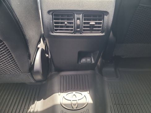 Used 2023 Toyota 4Runner TRD Off-Road Premium w/ Moonroof Package AWD/4WD image 17