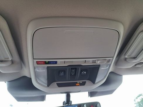 Used 2024 Subaru Forester Touring AWD/4WD image 19