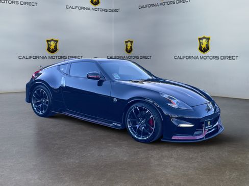 Used 2015 Nissan 370Z NISMO image 7