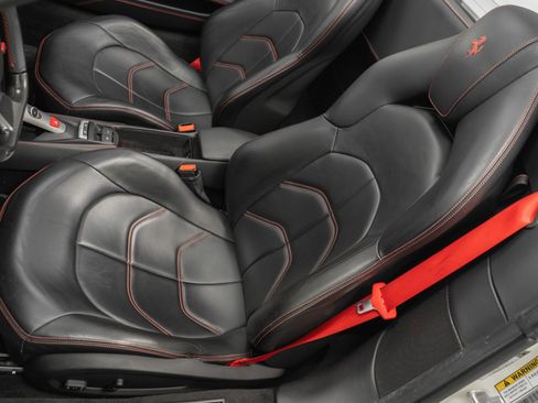 Used 2017 Ferrari 488 Spider image 25