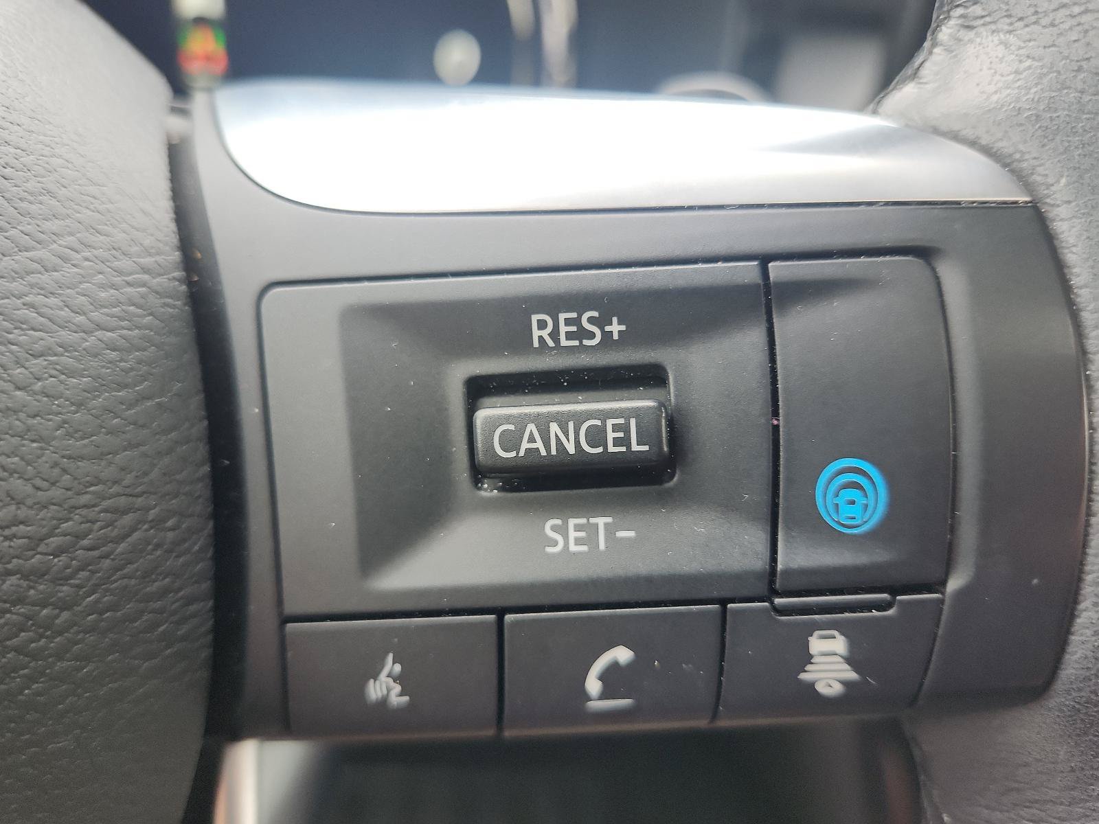 Used 2023 INFINITI QX60 Luxe w/ Cargo Package FWD image 22