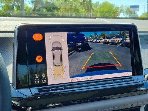 New 2026 Volkswagen Atlas Peak Edition AWD/4WD image 19