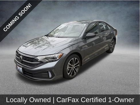 Used 2023 Volkswagen Jetta Sport FWD image 2