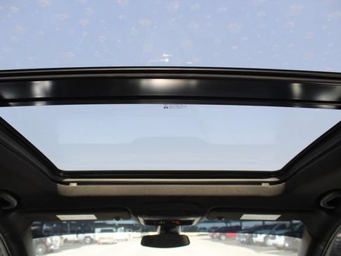 Used 2021 Cadillac XT6 Premium Luxury FWD image 20