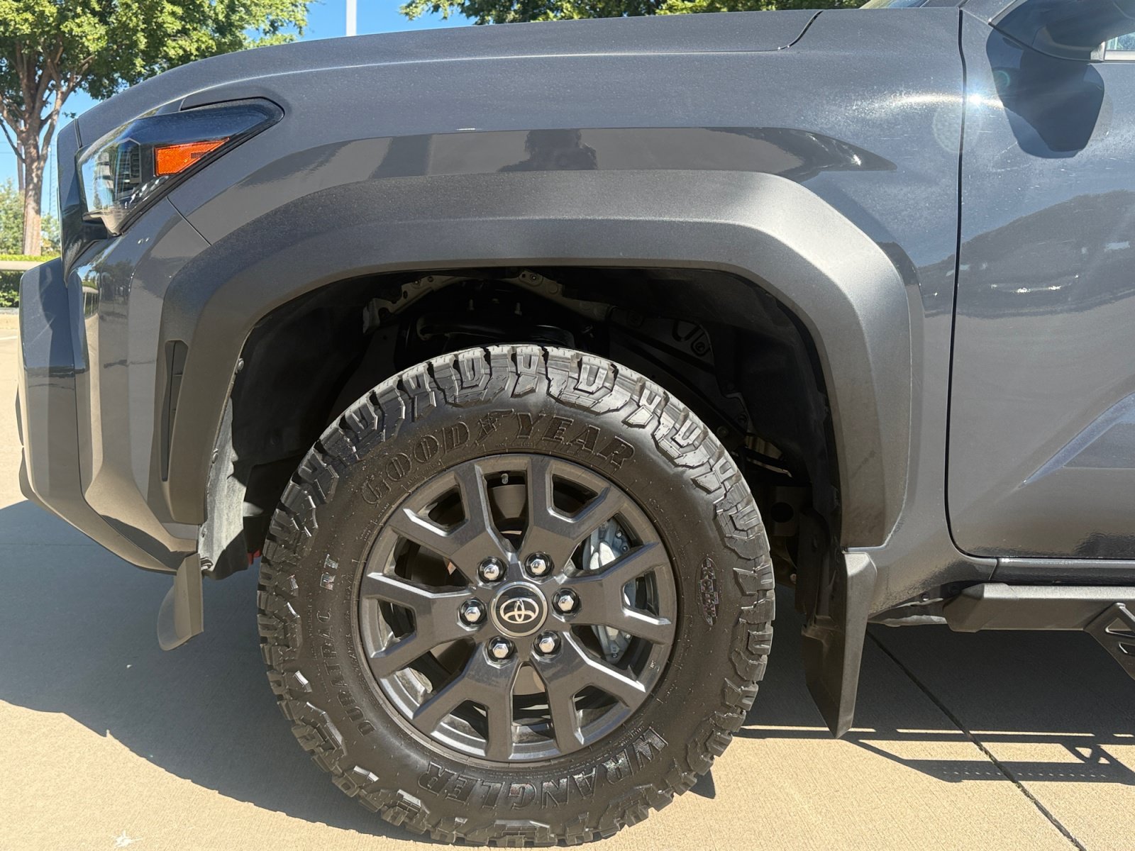 Used 2026 Toyota 4Runner SR5 RWD image 9