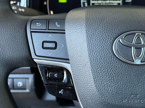 Certified 2025 Toyota Camry LE image 23