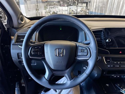 New 2026 Honda Ridgeline RTL image 18