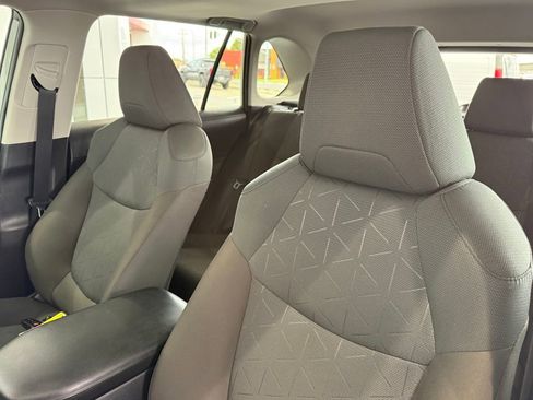 Used 2023 Toyota RAV4 XLE w/ Convenience Package image 24