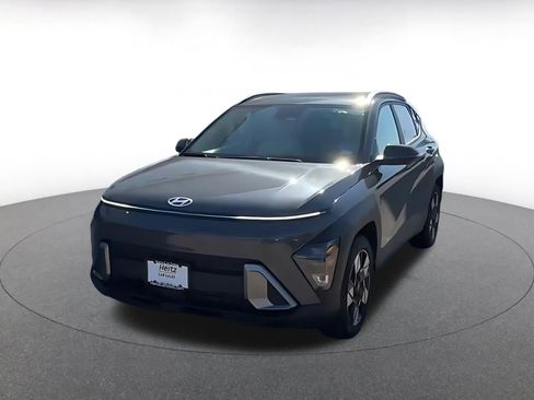 Used 2025 Hyundai Kona SEL image 7