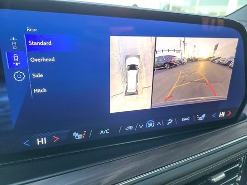 Used 2025 Chevrolet Tahoe LT w/ Comfort Package image 16