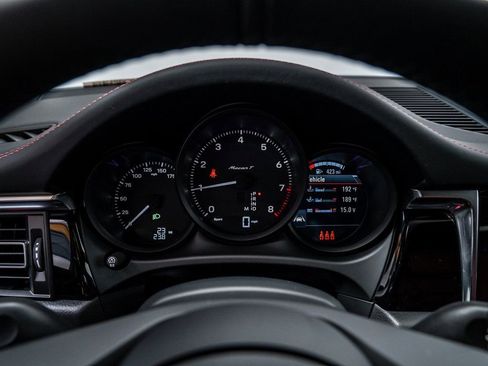 New 2026 Porsche Macan Turbo AWD/4WD image 15