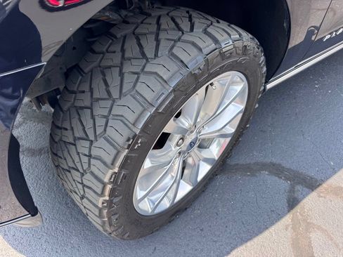 Used 2019 Ford Expedition Platinum AWD/4WD image 44