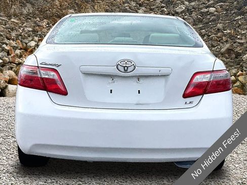 Used 2009 Toyota Camry FWD image 4