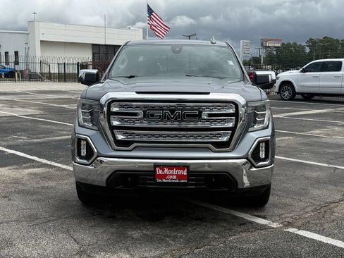 Used 2019 GMC Sierra 1500 SLT w/ SLT Premium Plus Package AWD/4WD image 2