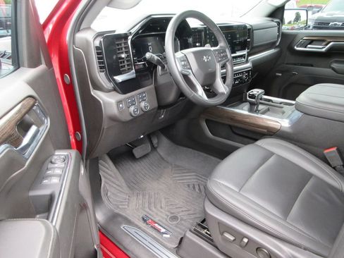 Used 2024 Chevrolet Silverado 1500 RST w/ RST All Star Premium Package AWD/4WD image 16