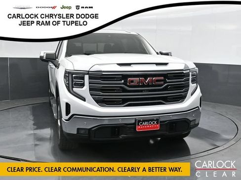 Used 2022 GMC Sierra 1500 SLT w/ SLT Premium Plus Package AWD/4WD image 6