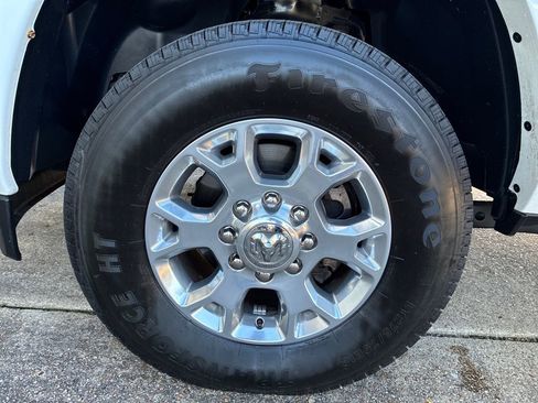 Used 2020 RAM 2500 Laramie image 28