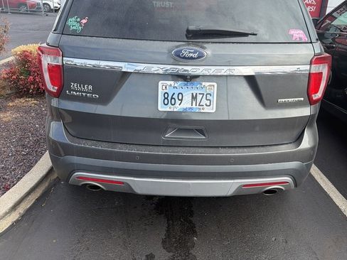 Used 2016 Ford Explorer Limited w/ Equipment Group 301A image 7